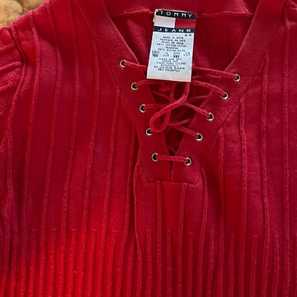 Tommy Hilfiger sweater. S - Picture 4 of 4